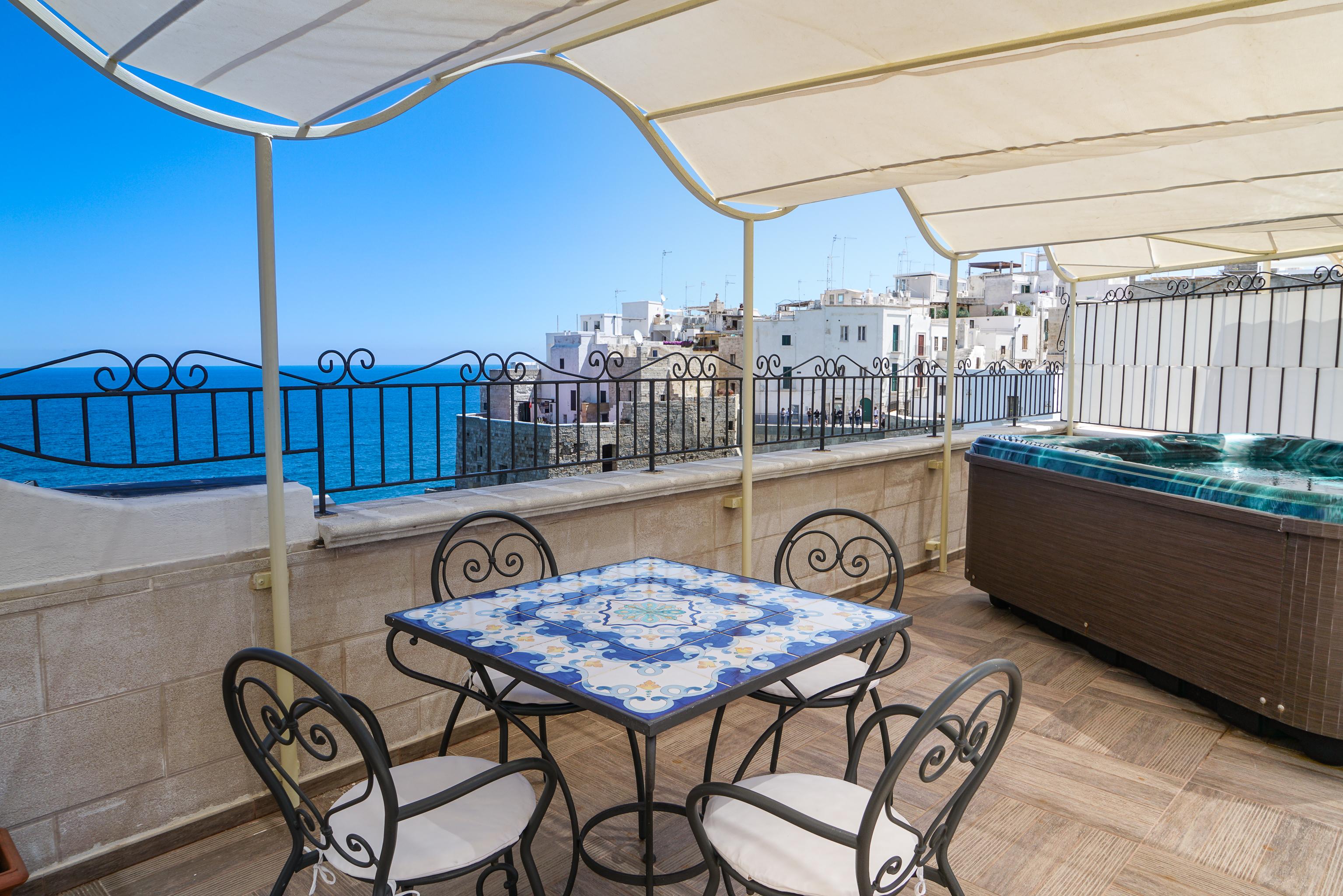 Covo Dei Saraceni Hotel Polignano a Mare Bagian luar foto