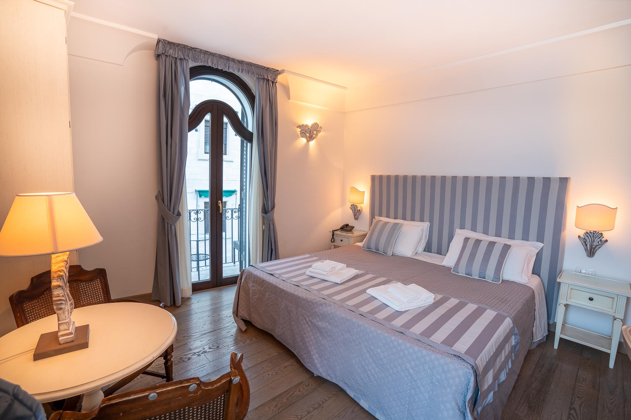 Covo Dei Saraceni Hotel Polignano a Mare Bagian luar foto