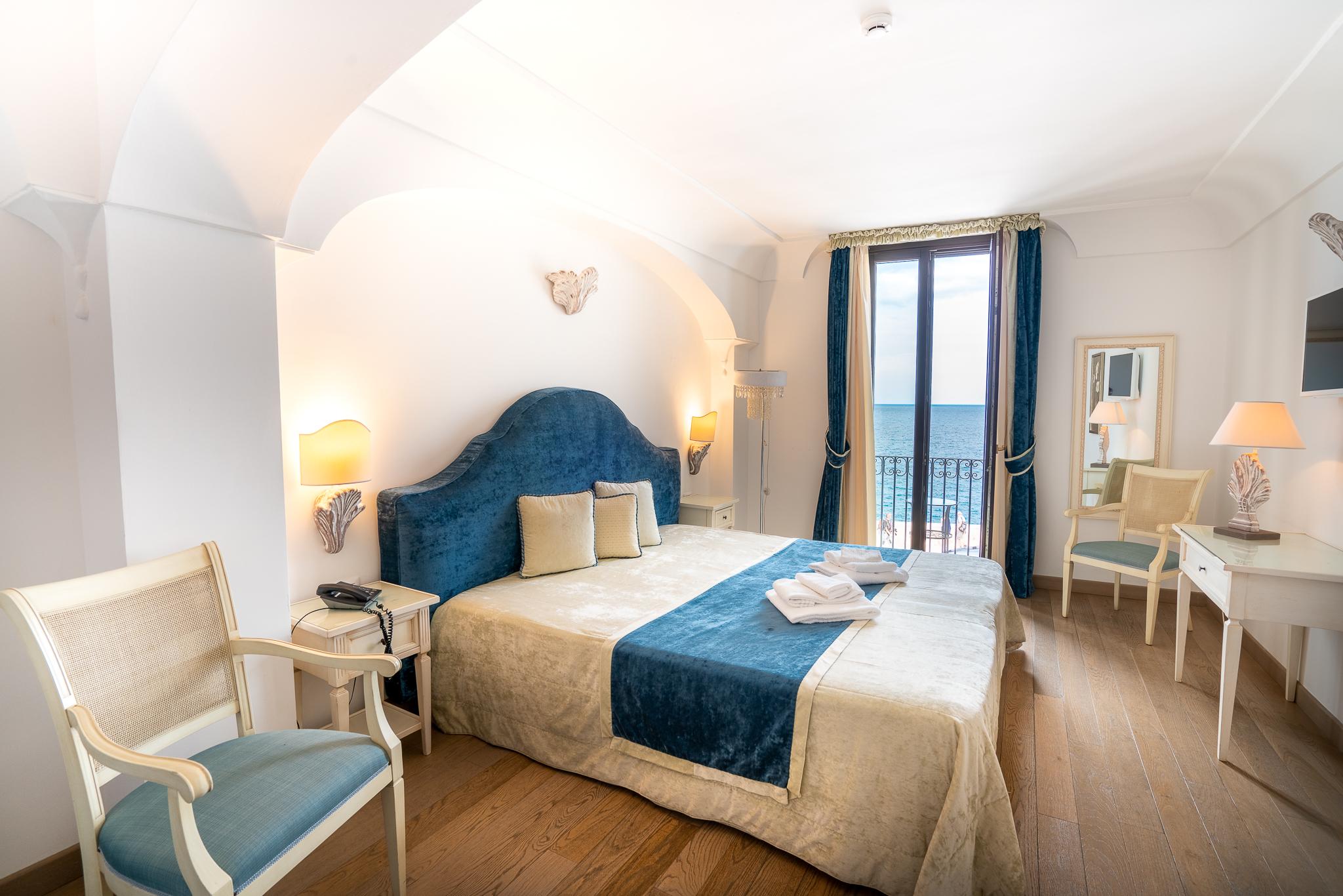 Covo Dei Saraceni Hotel Polignano a Mare Bagian luar foto