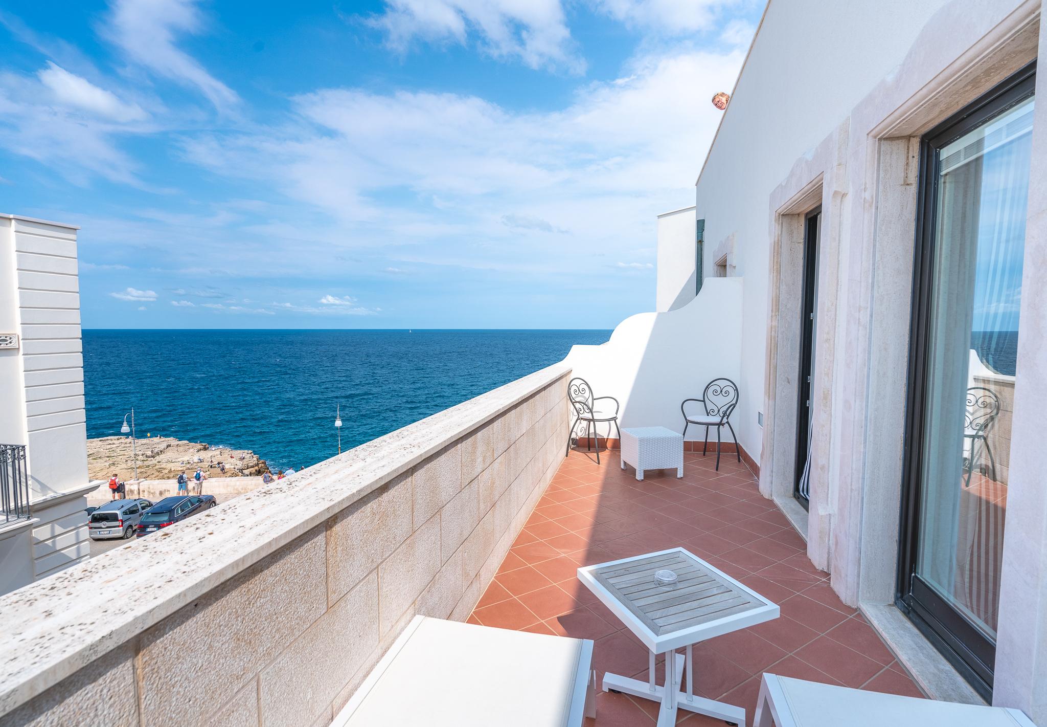 Covo Dei Saraceni Hotel Polignano a Mare Bagian luar foto