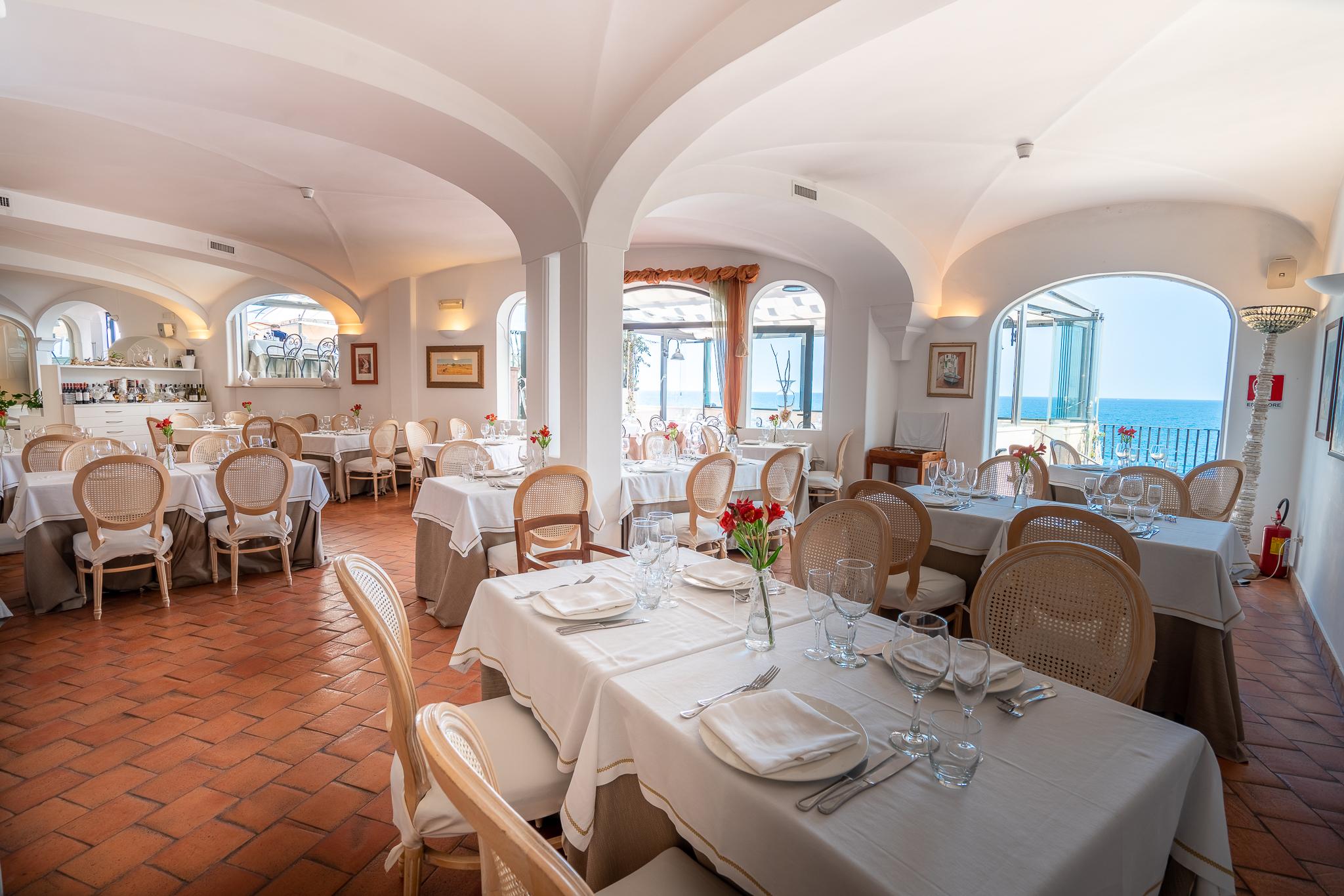 Covo Dei Saraceni Hotel Polignano a Mare Bagian luar foto
