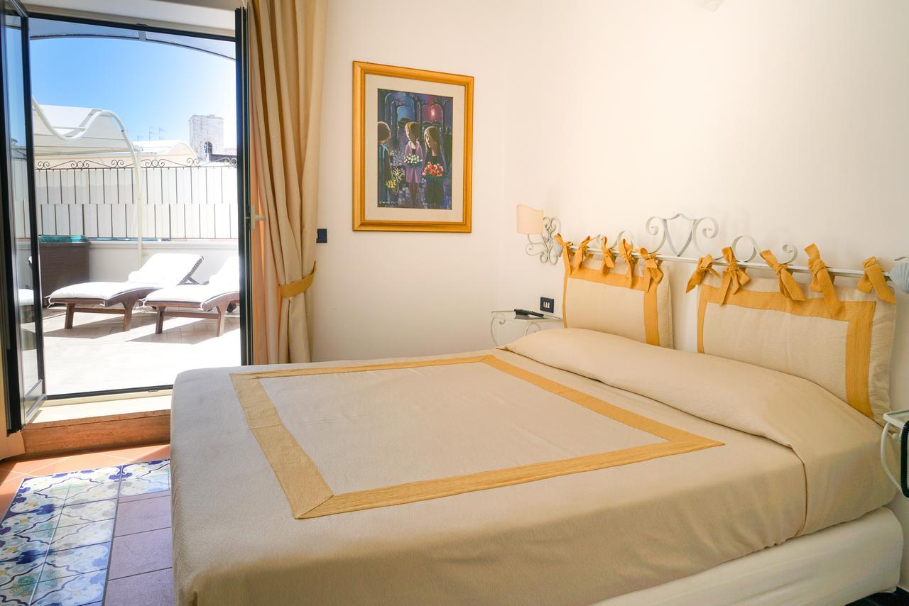 Covo Dei Saraceni Hotel Polignano a Mare Bagian luar foto